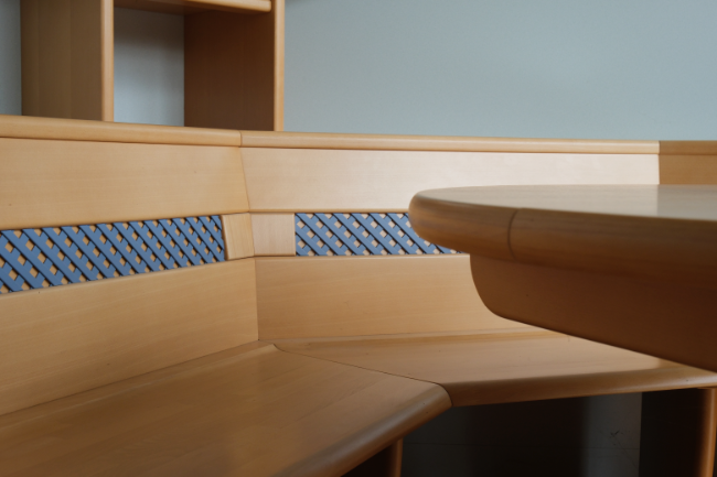 Segment-Eckbankgruppe Buche mit blauen Akzenten – Bild 2