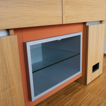 Fernsehtisch mit Beistellelementen – Bild 3